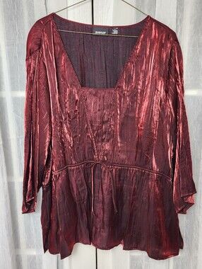 Avenue Plus Size 30/32 Red Metallic Shimmer Top Renaissance Square Neck Peplum